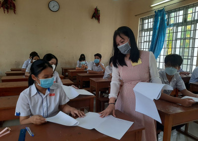 Đề thi môn Ngữ văn vừa sức