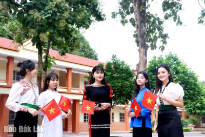 Năm học 2025-2026: Hân hoan khí thế khai giảng và khát vọng đổi mới giáo dục