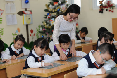 Tuyển sinh lớp chứng chỉ Bồi dưỡng tiêu chuẩn chức danh nghề nghiệp  viên chức chuyên ngành Thư viện, khóa khai giảng ngày 15/12/2023