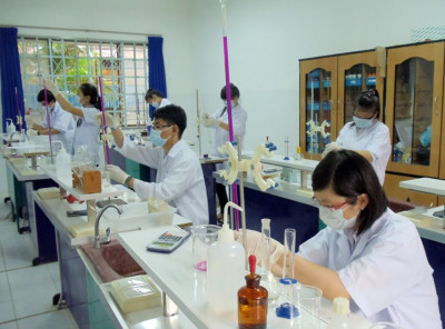 Tuyển sinh lớp chứng chỉ Bồi dưỡng tiêu chuẩn chức danh nghề nghiệp  viên chức chuyên ngành Thiết bị, thí nghiệm, giáo vụ khóa khai giảng ngày 14/04/2024